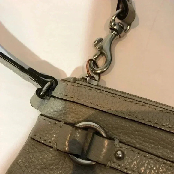 Coach Wristlet Leather Grey - Picture 2 of 5
